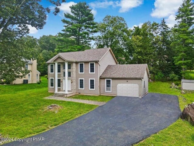 154 Escoll Drive, East Stroudsburg, PA 18301