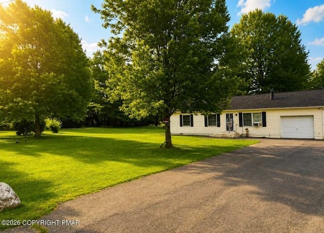 36 Leslie Lane, Jim Thorpe, PA 18229