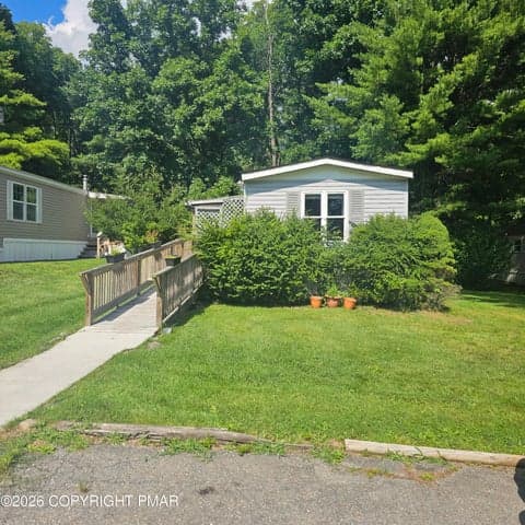 145 Gold Lane, Stroudsburg, PA 18360
