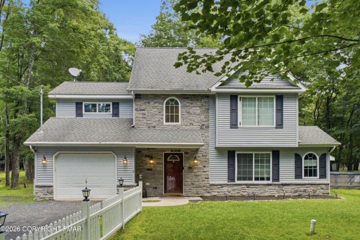33 Sassafras Road, Albrightsville, PA 18210