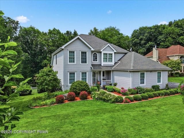 906 Horizon Drive, Stroudsburg, PA 18360
